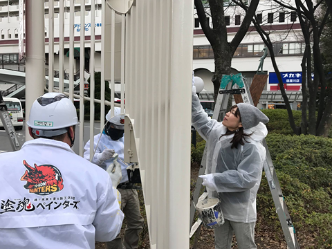 大阪府寝屋川市駅前の時計塔のボランティア
